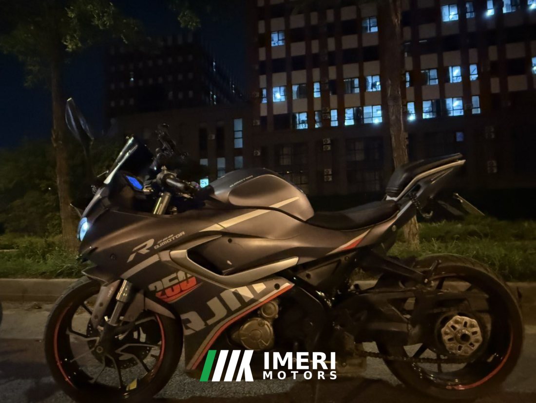 QJMOTOR SRK 250 - мотоцикл из Китая