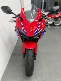 Honda CBR400R - фото 8