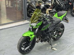 Kawasaki Z400 - фото 3