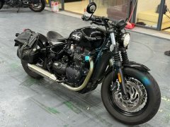Triumph Bonneville Bobber 1200 cc - фото 1