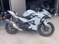 Kawasaki Ninja 400 - фото 1