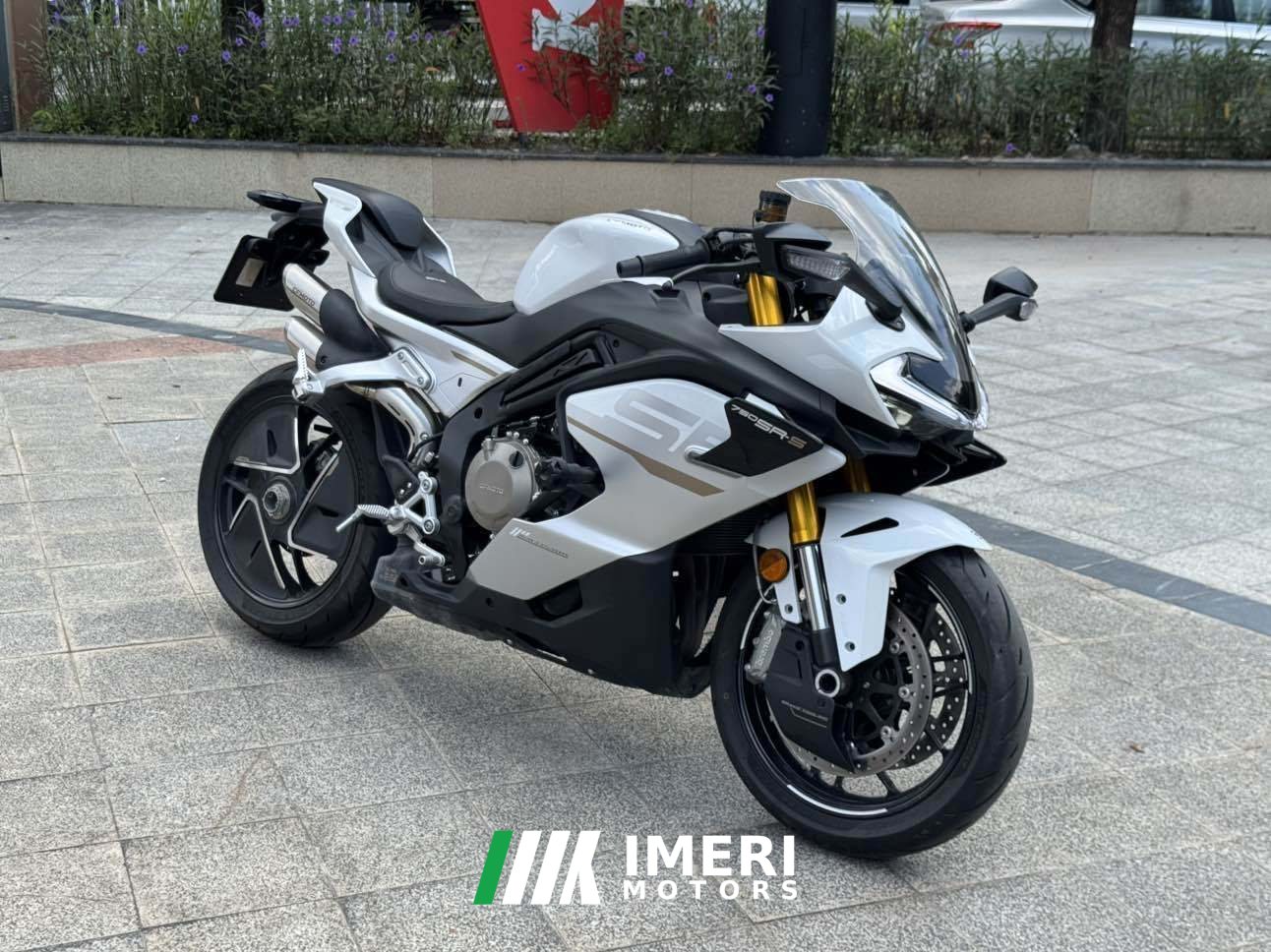 2025 CFMOTO 750SR-S