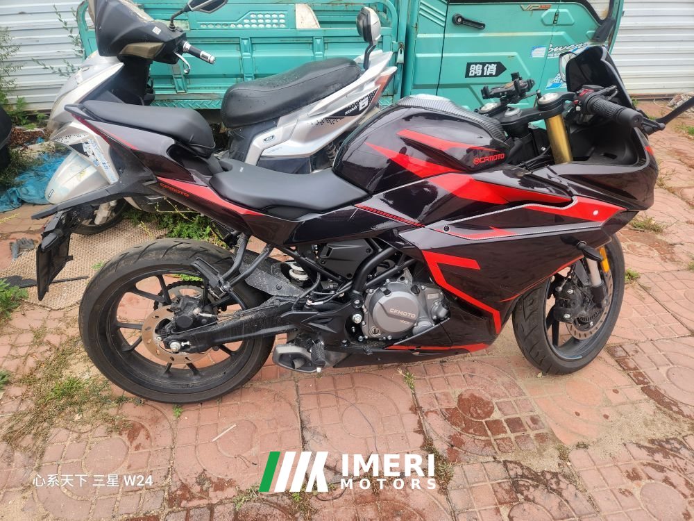 2026 CFMOTO 250SR