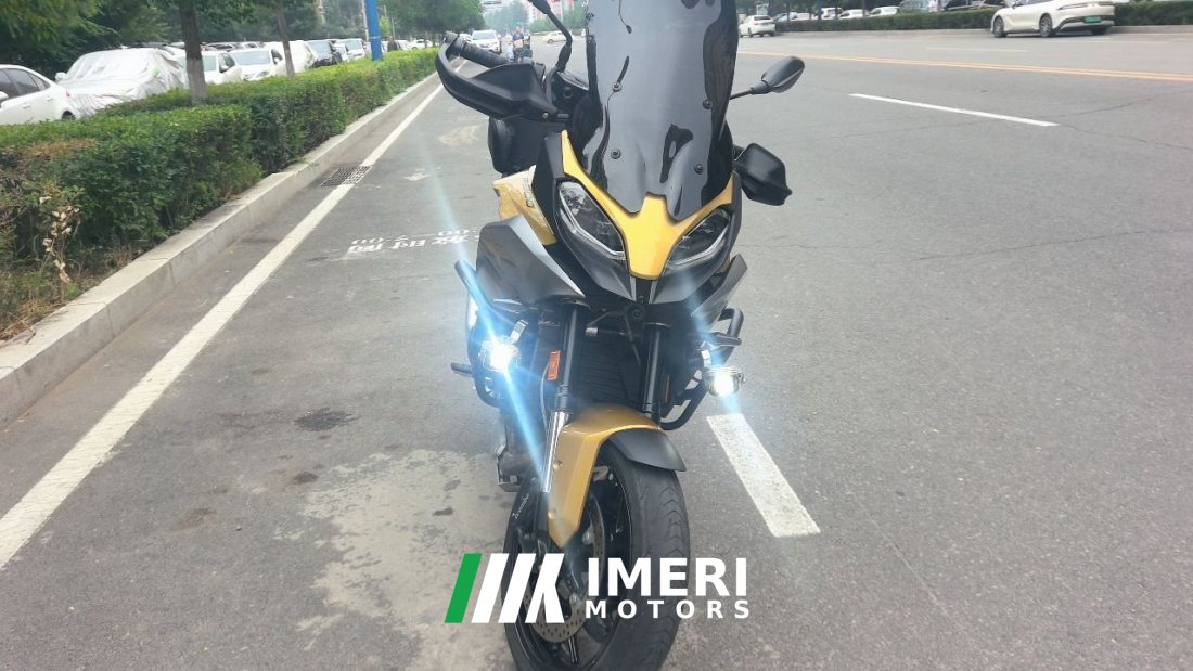 BMW F 900 XR - мотоцикл из Китая