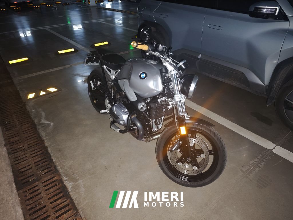 BMW R NineT 1200 cc - мотоцикл из Китая