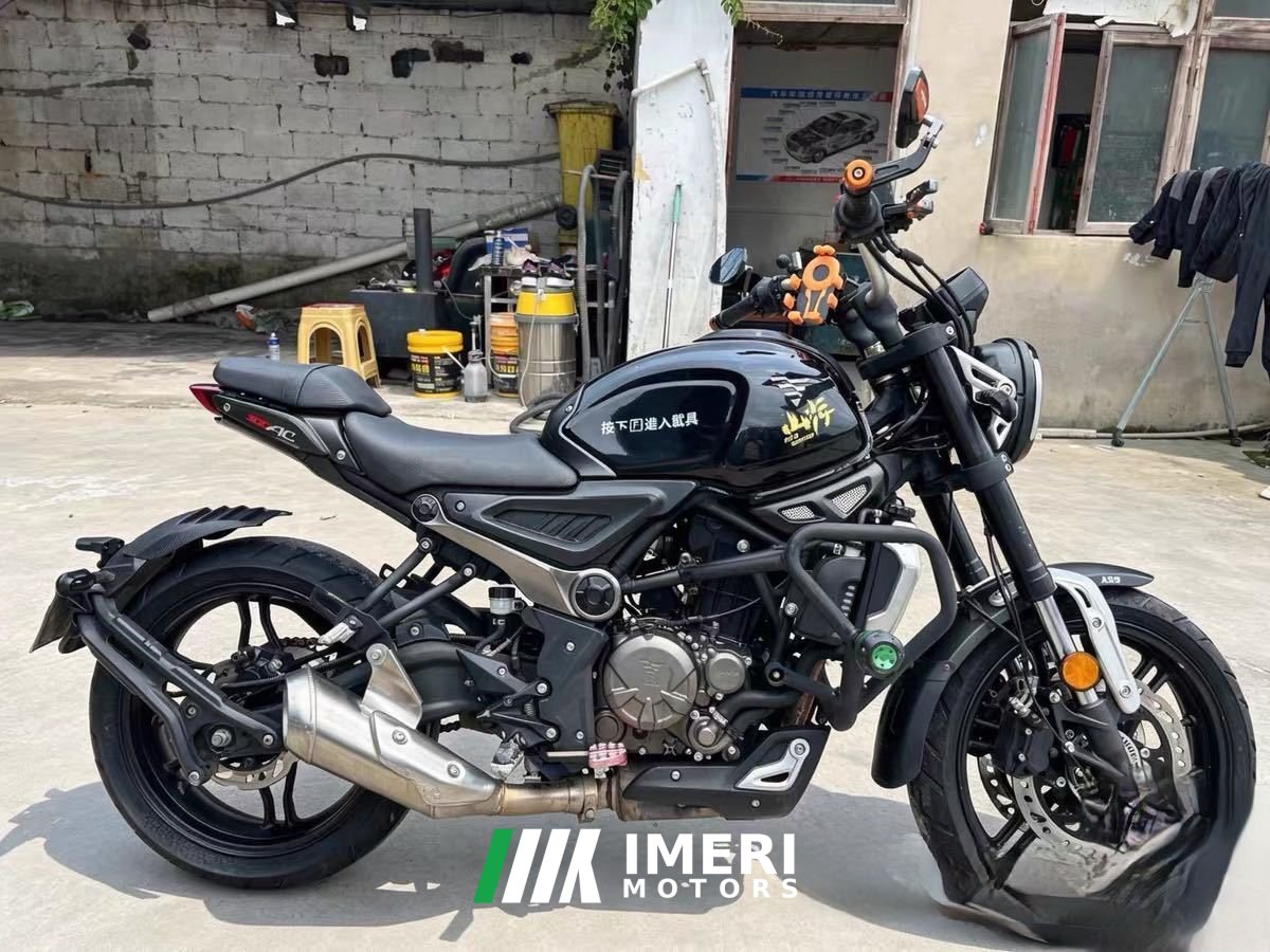 2019 Voge 300AC