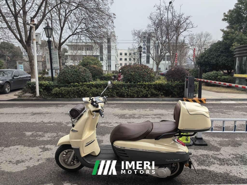 Peugeot DJANGO 150 cc - мотоцикл из Китая