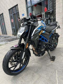 CFMOTO 250NK - фото 1