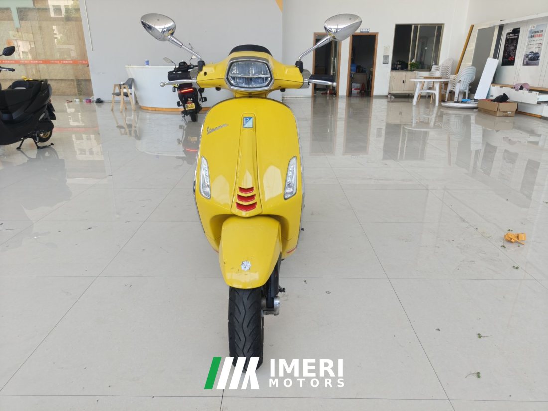 VESPA Sprint 180 cc - мотоцикл из Китая