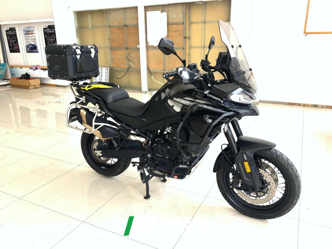 CFMOTO 800MT - мотоцикл из Китая