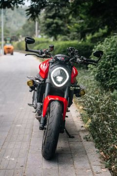 Ducati Monster 950 - фото 1