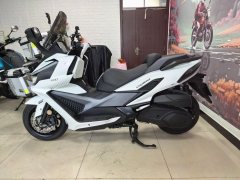 SYM Cruisym 400 - фото 2