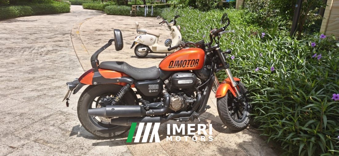 QJMOTOR Flash 300 - мотоцикл из Китая
