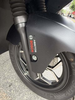 QJMOTOR 150RS - фото 2