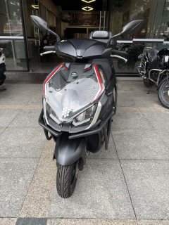 QJMOTOR 150RS - фото 7