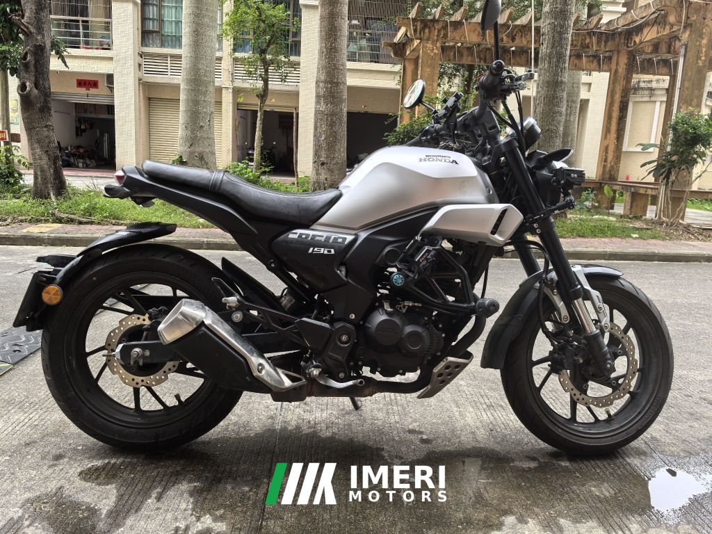 Sundiro Honda CBF190TR - мотоцикл из Китая