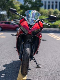Triumph Daytona 660 - фото 3