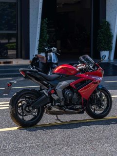 Triumph Daytona 660 - фото 4