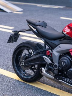 Triumph Daytona 660 - фото 8