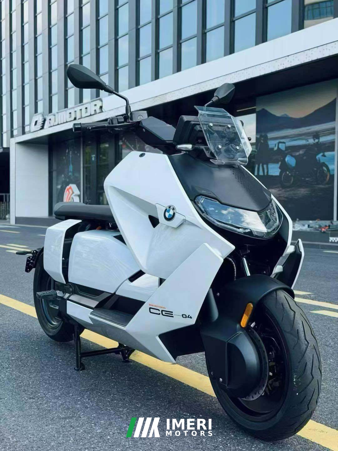 BMW CE 04 - мотоцикл из Китая