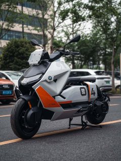BMW CE 04 - фото 4