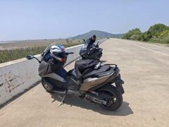KYMCO AK550 - фото 1