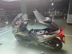 KYMCO AK550 - фото 6