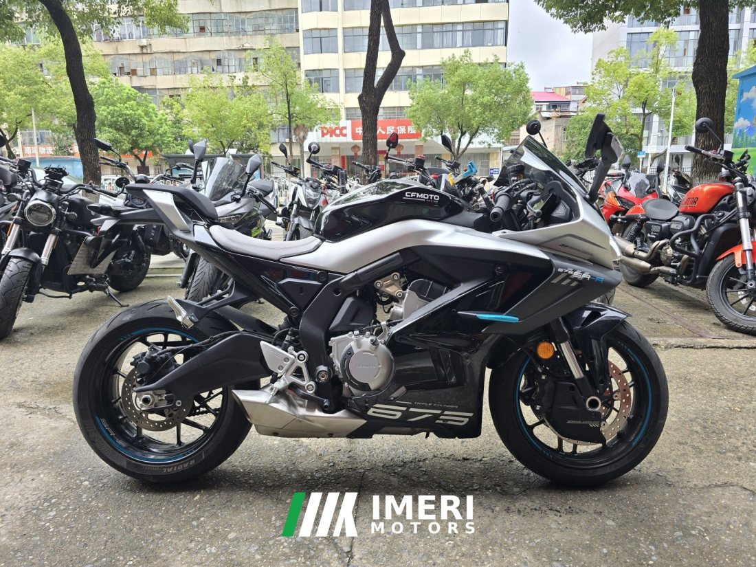 CFMOTO 675SR-R - мотоцикл из Китая