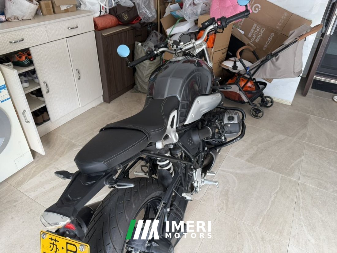 BMW R NineT 1200 cc - мотоцикл из Китая