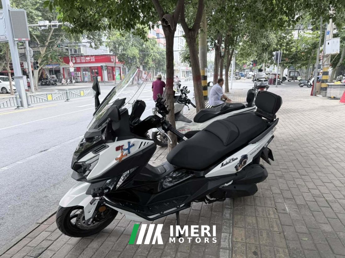 SYM Cruisym 250 - мотоцикл из Китая