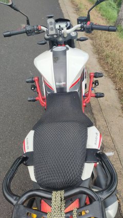 Benelli TNT150i - фото 6