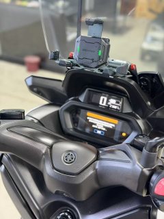 Yamaha XMAX 300 cc - фото 6