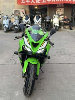 Kawasaki Ninja ZX-6R 650 cc - фото 2