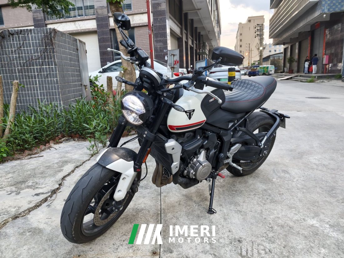 Triumph Trident 660 - мотоцикл из Китая