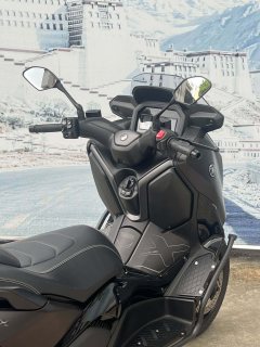 Yamaha XMAX 300 cc - фото 11