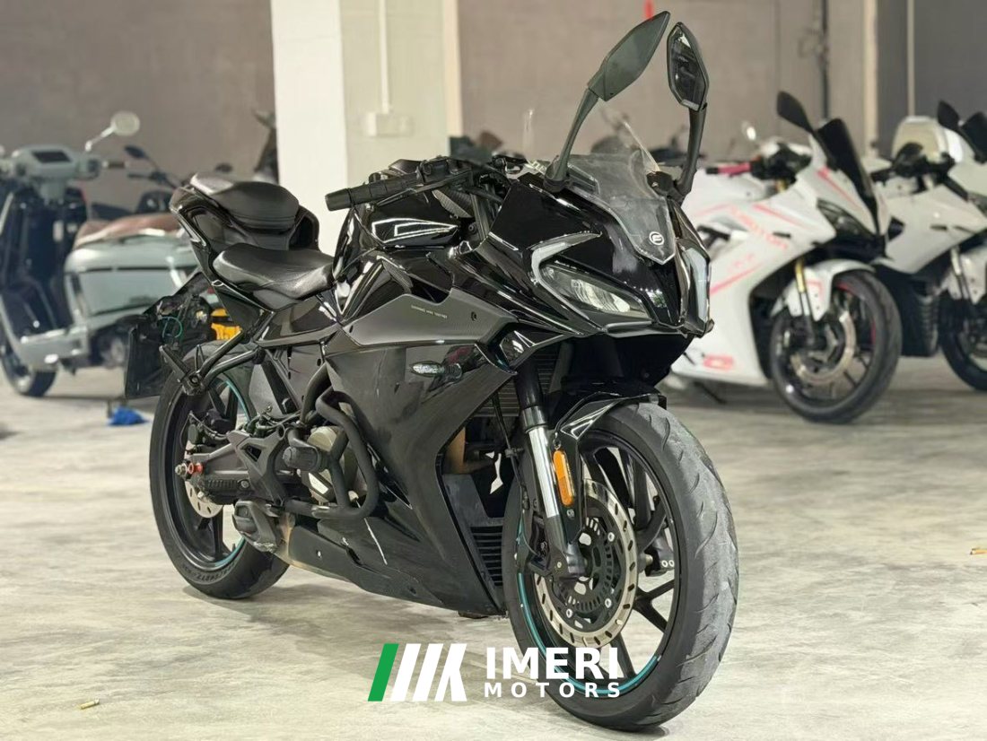 CFMOTO 250SR - мотоцикл из Китая