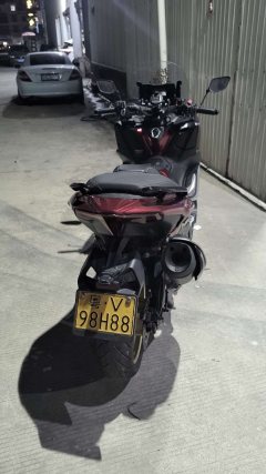 Yamaha TMAX 560 cc - фото 10