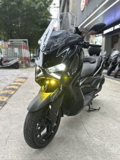 Yamaha XMAX 300 cc - фото 5