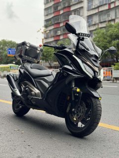KYMCO AK550 - фото 1
