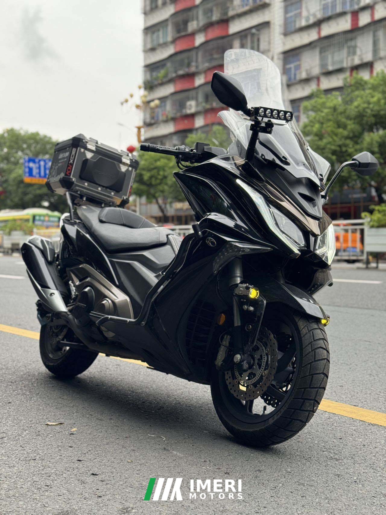 2021 KYMCO AK550
