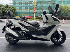 SYM Cruisym 400 - фото 4