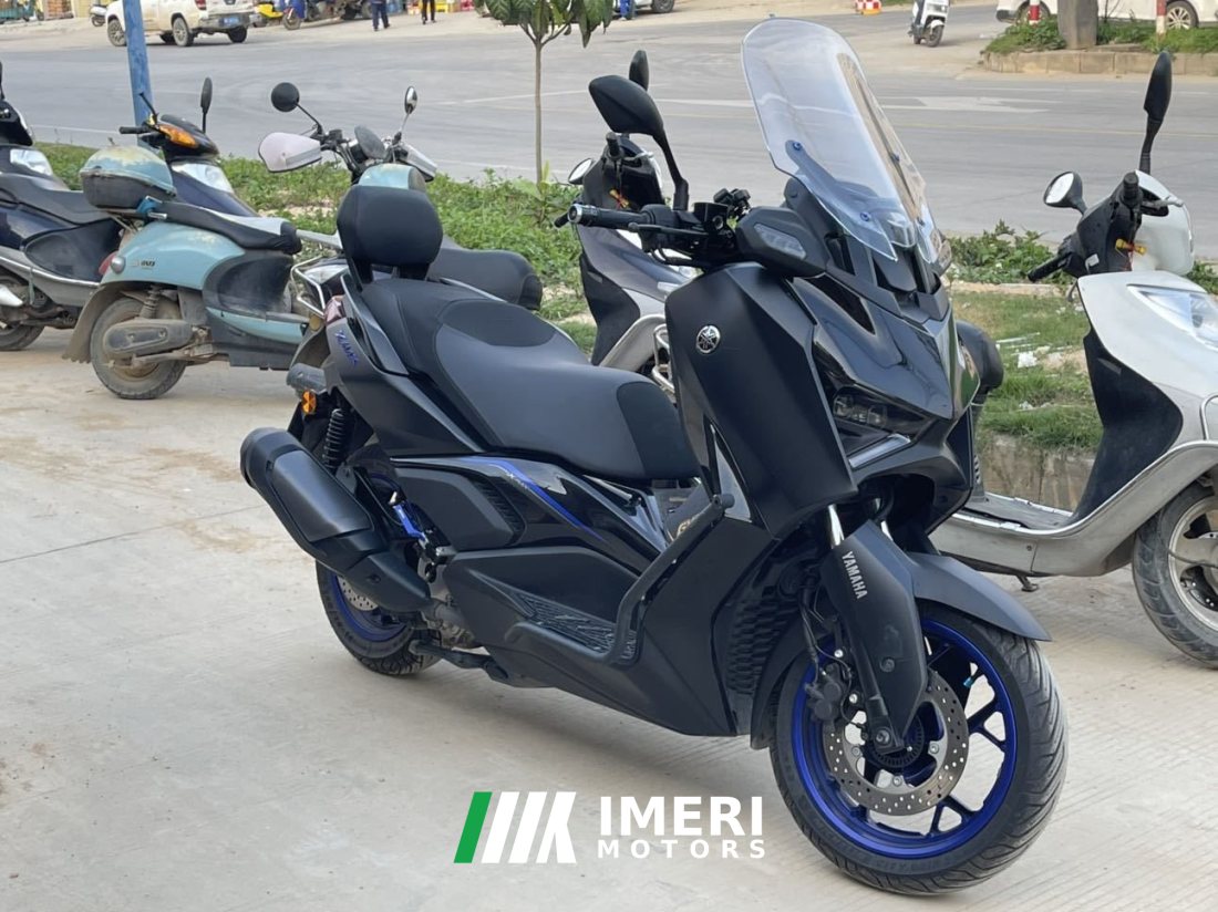 Yamaha XMAX 300 cc - мотоцикл из Китая