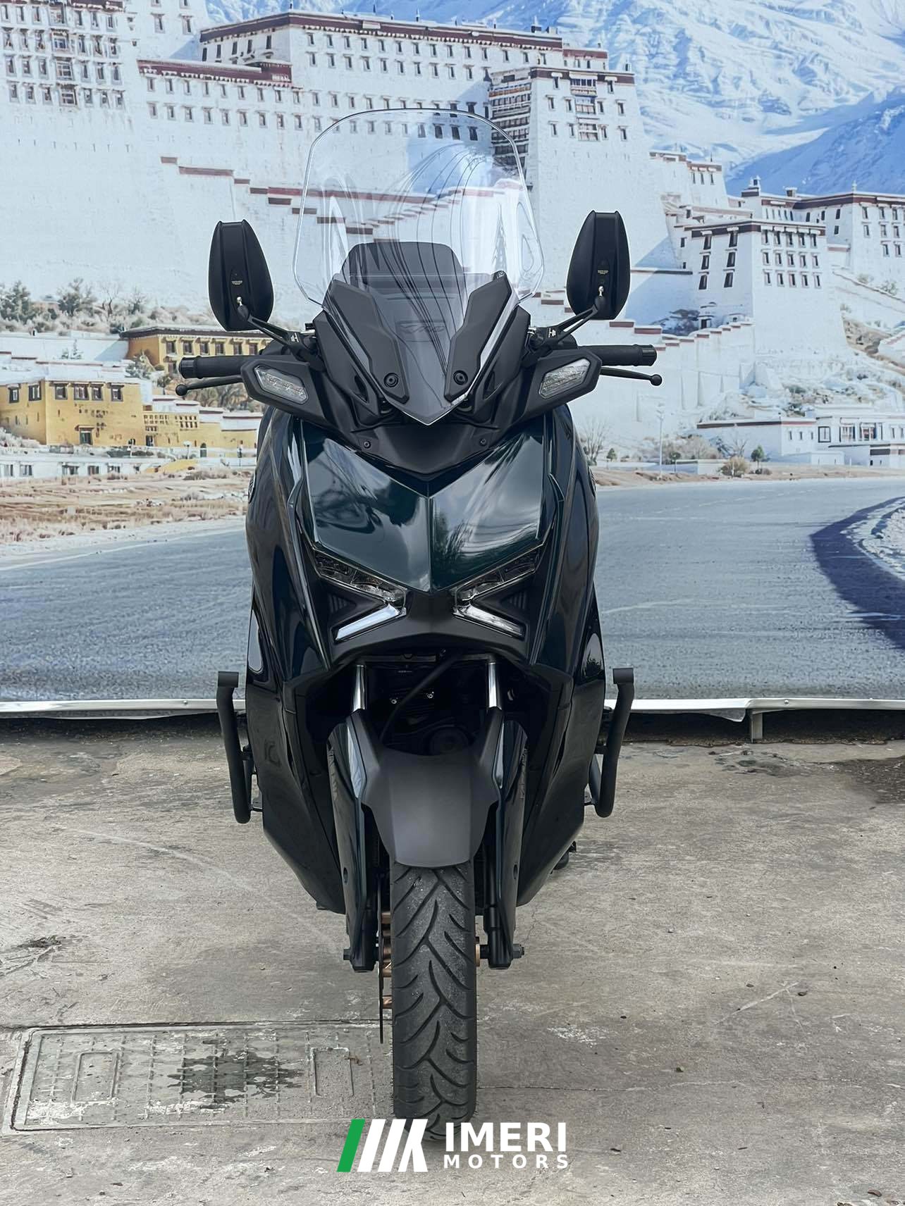 2024 Yamaha XMAX 300 cc