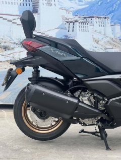 Yamaha XMAX 300 cc - фото 8