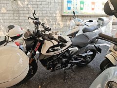Moto Morini Sevenzo 6 ½ 650 cc - фото 3