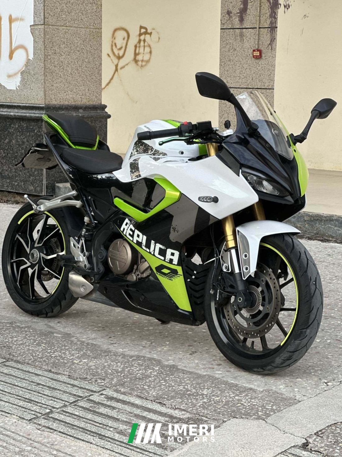 QJMOTOR SRK 250 - мотоцикл из Китая