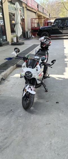 QJMOTOR 150 cc - фото 1