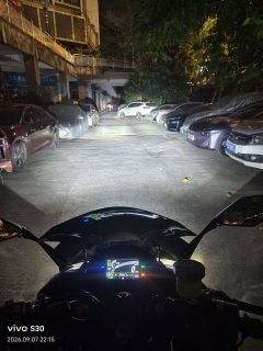 Kawasaki Ninja 1000SX - фото 3