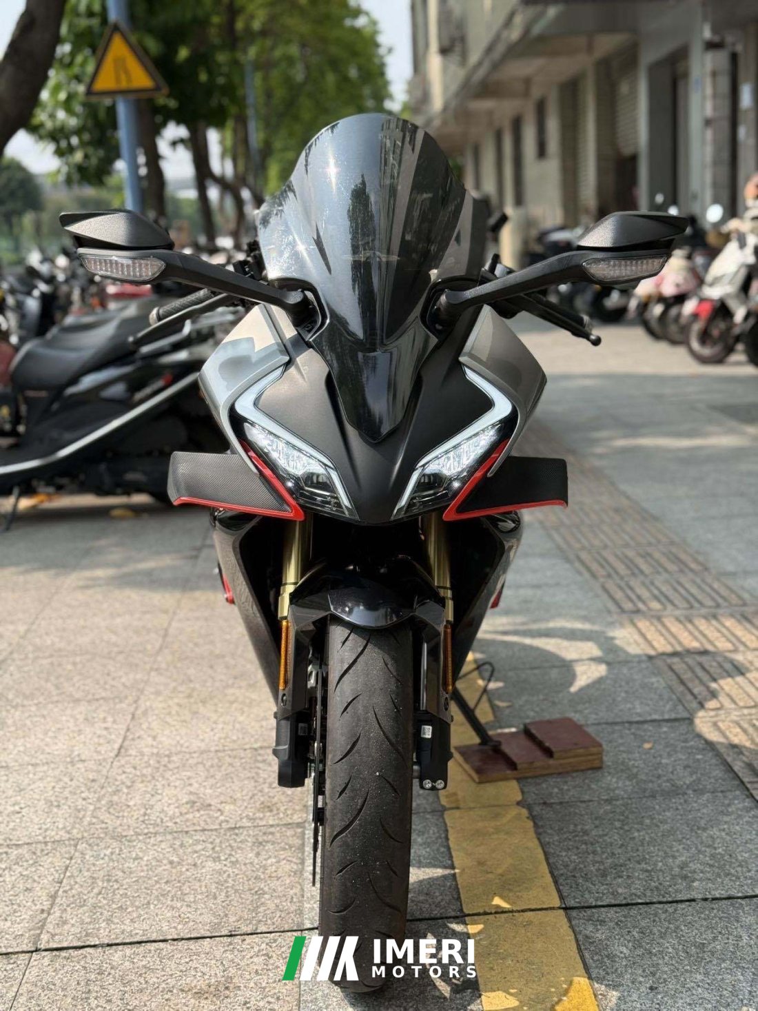 CFMOTO 450SR - мотоцикл из Китая