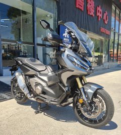 Honda X-ADV 750 - фото 1